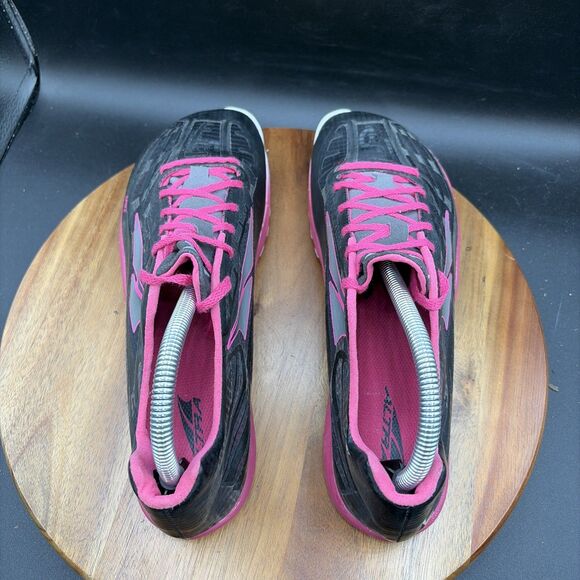 Altra Golden Spike Women's Size 10 Pink Black Track Field Running Shoes A3621-4 - Picture 5 of 8
